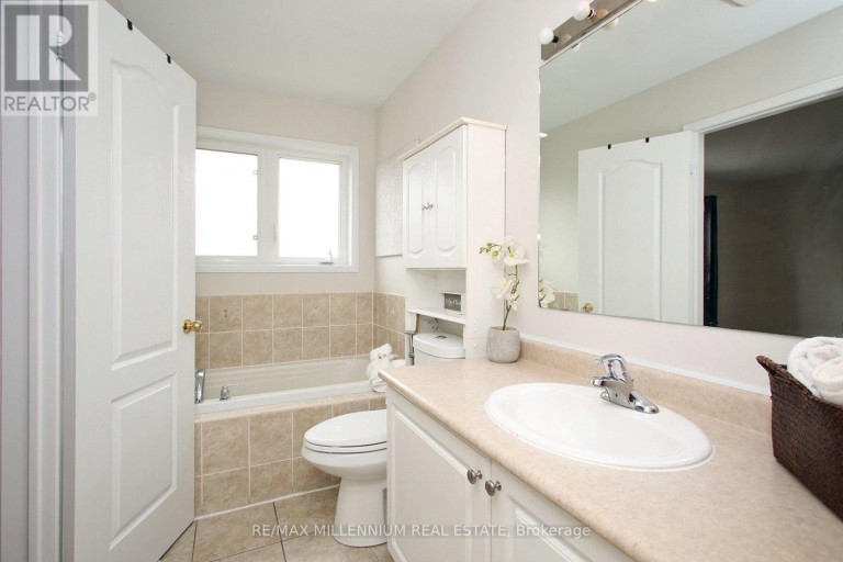 19 TANASI ROAD, Brampton (Credit Valley), Ontario, L6X0K3