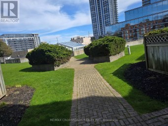 PH02 - 9 CHALMERS ROAD Richmond Hill (Doncrest) Ontario photo 26