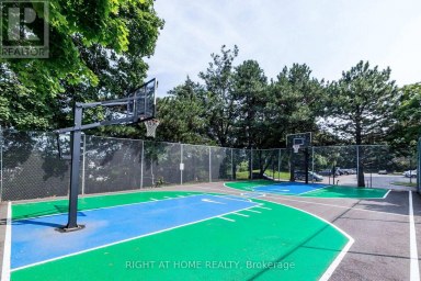 2010 - 627 THE WEST MALL Toronto (Eringate-Centennial-West Deane) Ontario photo 34