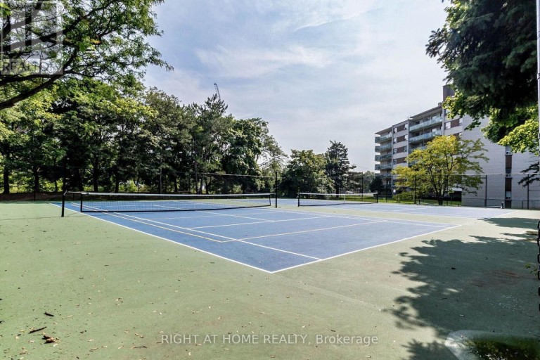 2010 - 627 THE WEST MALL, Toronto (Eringate-Centennial-West Deane), Ontario, M9C4X5