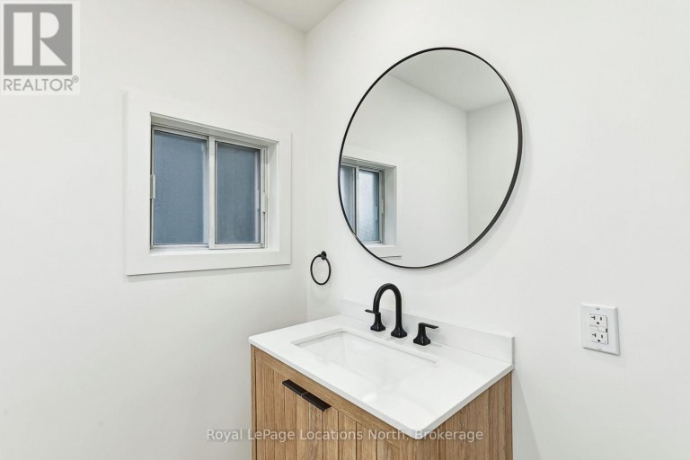 40 MARKET STREET, Collingwood, Ontario, L9Y3M6