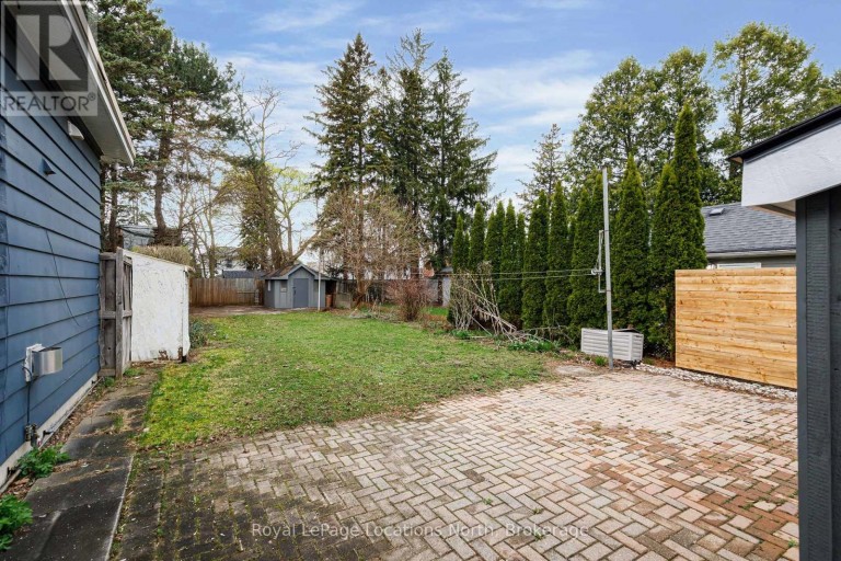 40 MARKET STREET, Collingwood, Ontario, L9Y3M6