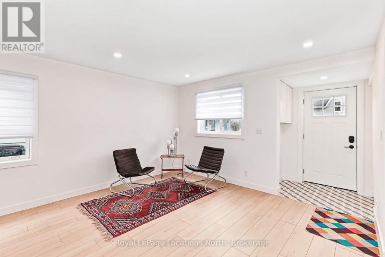 40 MARKET STREET, Collingwood, Ontario, L9Y3M6