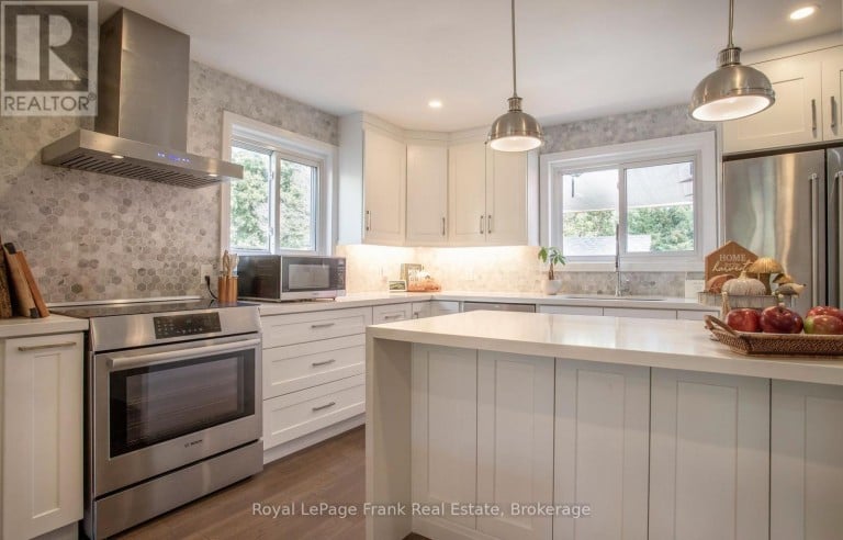 5 ALONNA STREET, Clarington (Bowmanville), Ontario, L1C3P5