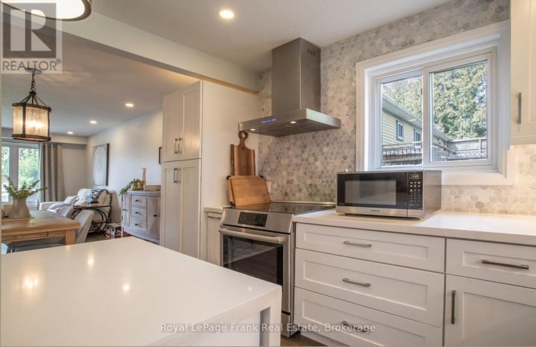 5 ALONNA STREET, Clarington (Bowmanville), Ontario, L1C3P5