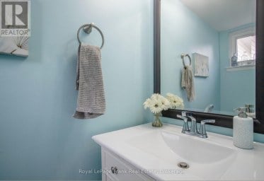 5 ALONNA STREET Clarington (Bowmanville) Ontario photo 24