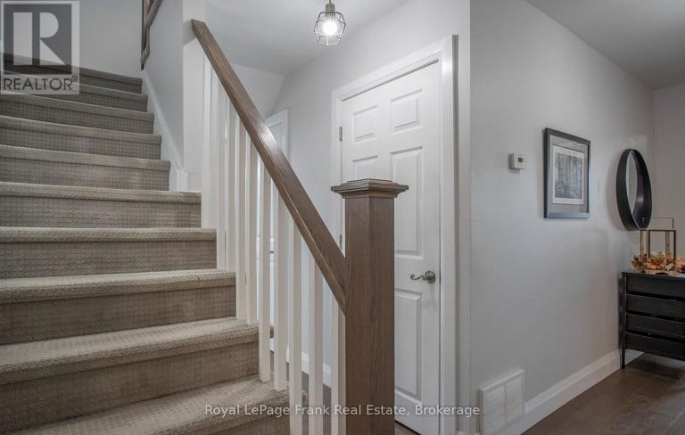 5 ALONNA STREET, Clarington (Bowmanville), Ontario, L1C3P5