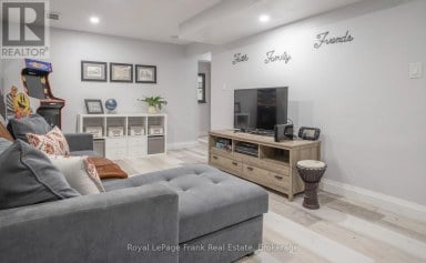 5 ALONNA STREET Clarington (Bowmanville) Ontario photo 34