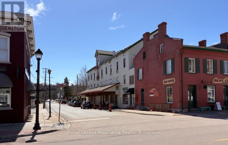 303 - 172 MAIN STREET, Prince Edward County (Picton Ward), Ontario, K0K2T0