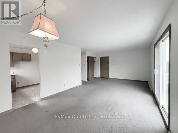 3 - 49 OXFORD ROAD, Quinte West (Frankford Ward), Ontario, K0K2C0