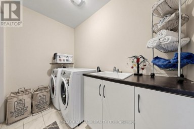 37 VELVET DRIVE Whitby Ontario photo 32