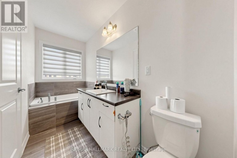 37 VELVET DRIVE, Whitby, Ontario, L1P0N6
