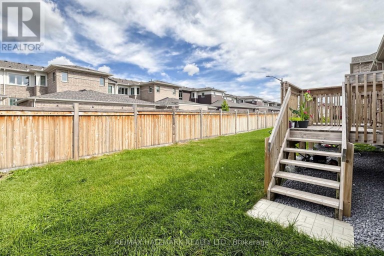 37 VELVET DRIVE, Whitby, Ontario, L1P0N6