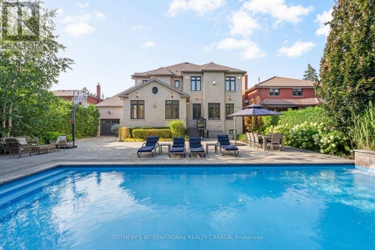 45 CRESTWOOD ROAD, Vaughan (Crestwood-Springfarm-Yorkhill), Ontario, L4J1A4