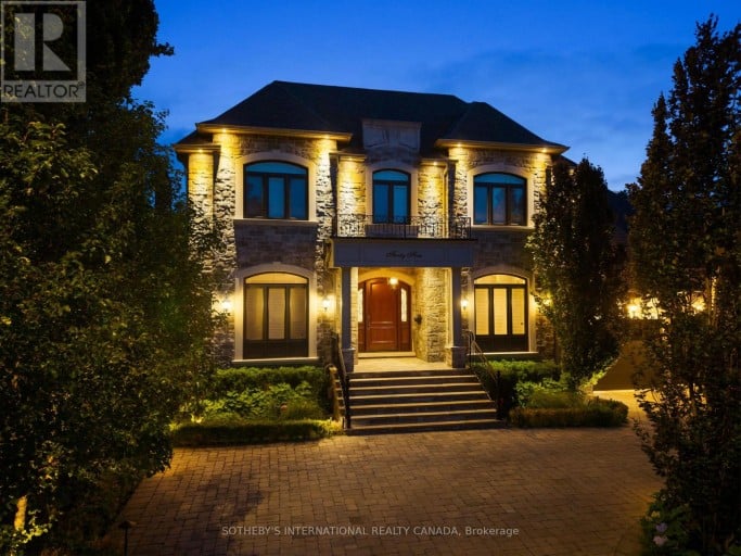 45 CRESTWOOD ROAD, Vaughan (Crestwood-Springfarm-Yorkhill), Ontario, L4J1A4