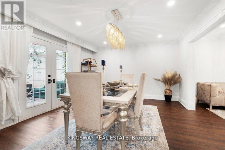 265 WYCLIFFE AVENUE, Vaughan (Islington Woods), Ontario, L4L3N7