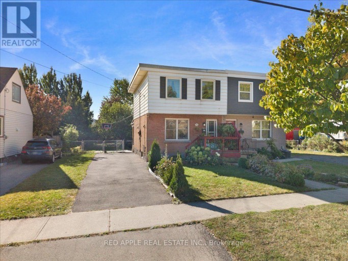 10 ARMSTRONG AVENUE, Hamilton (McQuesten), Ontario, L8H1M5