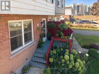 10 ARMSTRONG AVENUE Hamilton (McQuesten) Ontario photo 3
