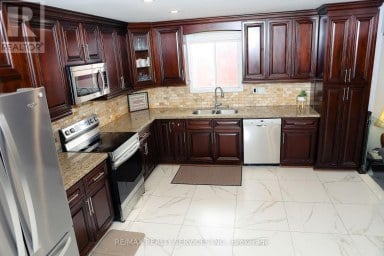177 SIRENTE DRIVE Hamilton (Crerar) Ontario photo 15