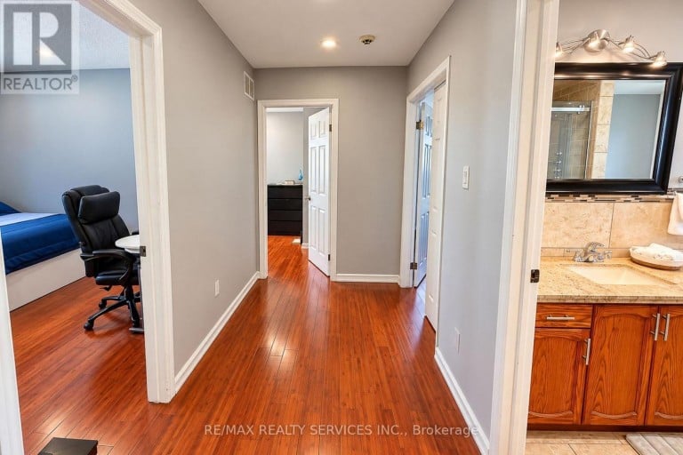 177 SIRENTE DRIVE, Hamilton (Crerar), Ontario, L9A5H1