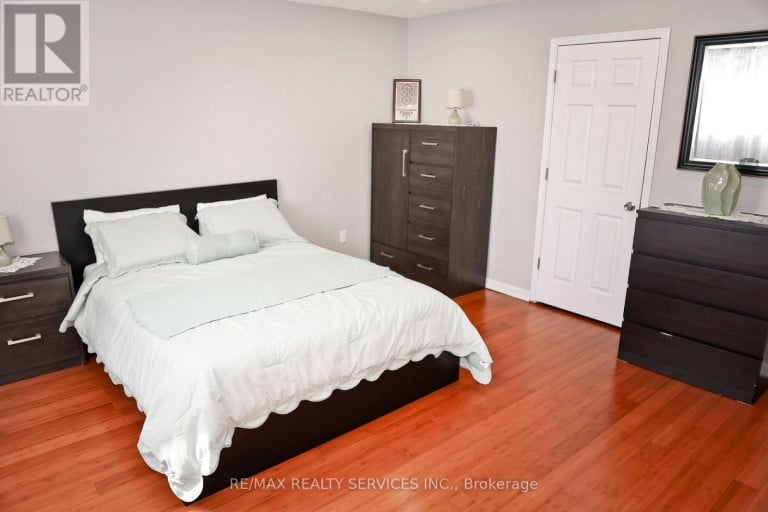 177 SIRENTE DRIVE, Hamilton (Crerar), Ontario, L9A5H1