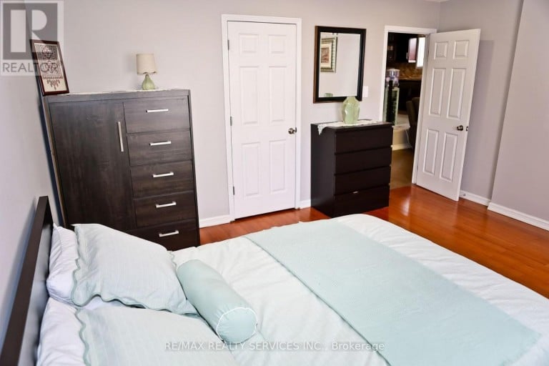 177 SIRENTE DRIVE, Hamilton (Crerar), Ontario, L9A5H1