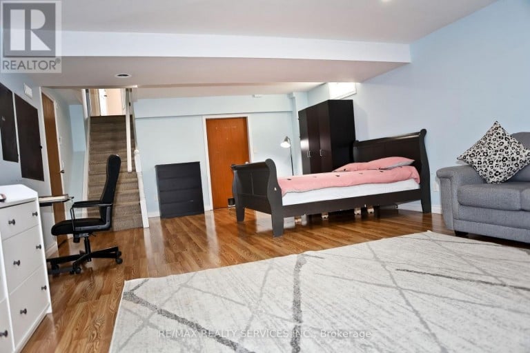 177 SIRENTE DRIVE, Hamilton (Crerar), Ontario, L9A5H1