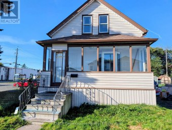 607 MCINTOSH STREET Thunder Bay (East End) Ontario photo 1