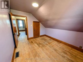 607 MCINTOSH STREET Thunder Bay (East End) Ontario photo 15