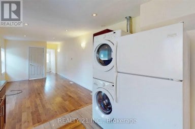 270 LINSMORE CRESCENT Toronto (Danforth Village-East York) Ontario photo 11