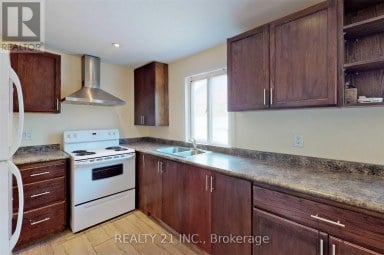 270 LINSMORE CRESCENT Toronto (Danforth Village-East York) Ontario photo 8