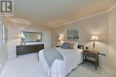 E1 - 284 MILL ROAD Toronto (Markland Wood) Ontario photo 25