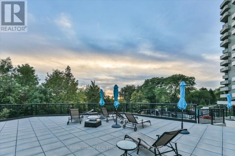 E1 - 284 MILL ROAD, Toronto (Markland Wood), Ontario, M9C4W6