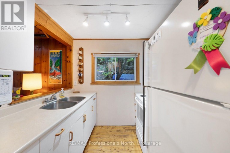 1440 BILLINGS LAKE ROAD, Highlands East (Glamorgan), Ontario, K0M1R0