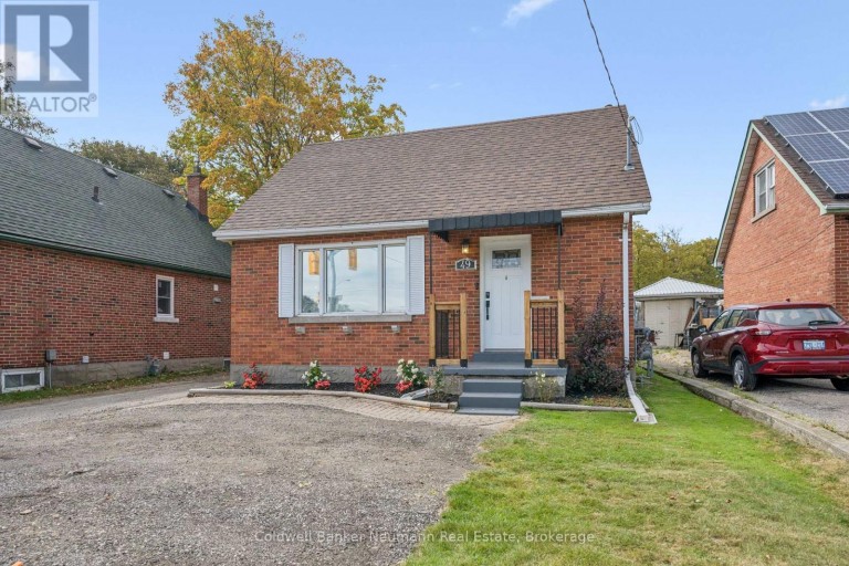 49 EDNA STREET, Kitchener, Ontario, N2H2E2