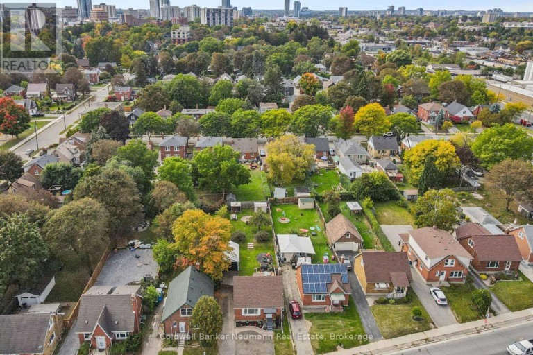 49 EDNA STREET, Kitchener, Ontario, N2H2E2