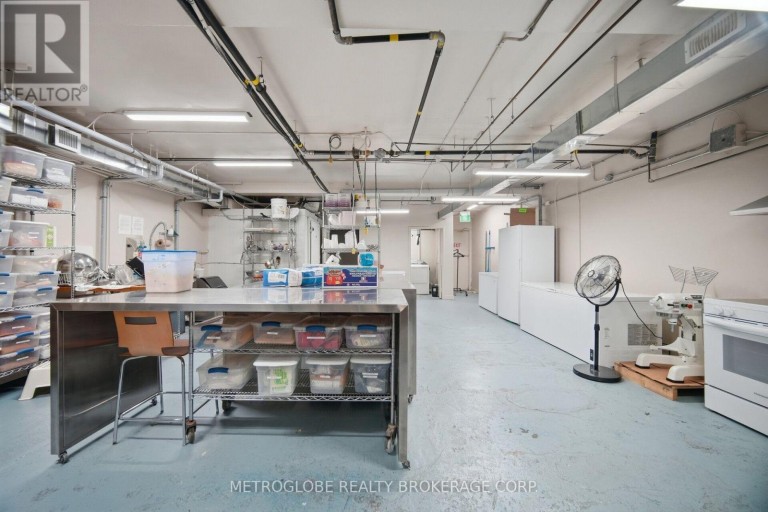 587-589 COLLEGE STREET, Toronto (Trinity-Bellwoods), Ontario, M6G1B2