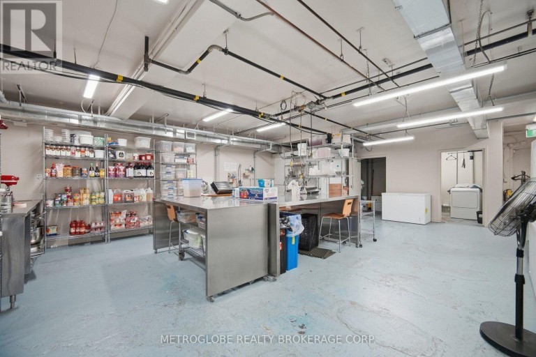 587-589 COLLEGE STREET, Toronto (Trinity-Bellwoods), Ontario, M6G1B2