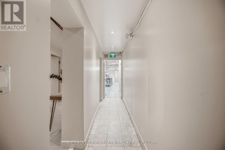 587-589 COLLEGE STREET, Toronto (Trinity-Bellwoods), Ontario, M6G1B2