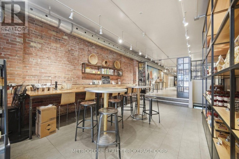 587-589 COLLEGE STREET, Toronto (Trinity-Bellwoods), Ontario, M6G1B2