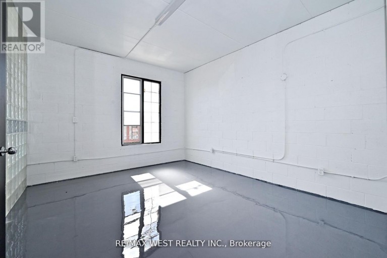 31 ATLANTIC AVENUE, Toronto (Niagara), Ontario, M6K1E3