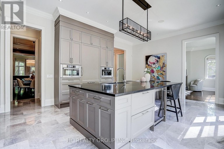 119 STRATHALLAN BOULEVARD, Toronto (Lawrence Park South), Ontario, M5N1S9