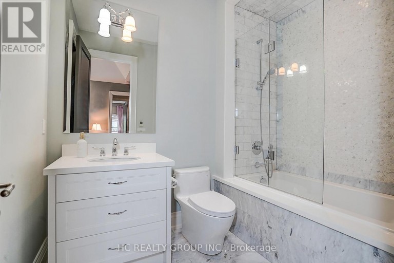 119 STRATHALLAN BOULEVARD, Toronto (Lawrence Park South), Ontario, M5N1S9