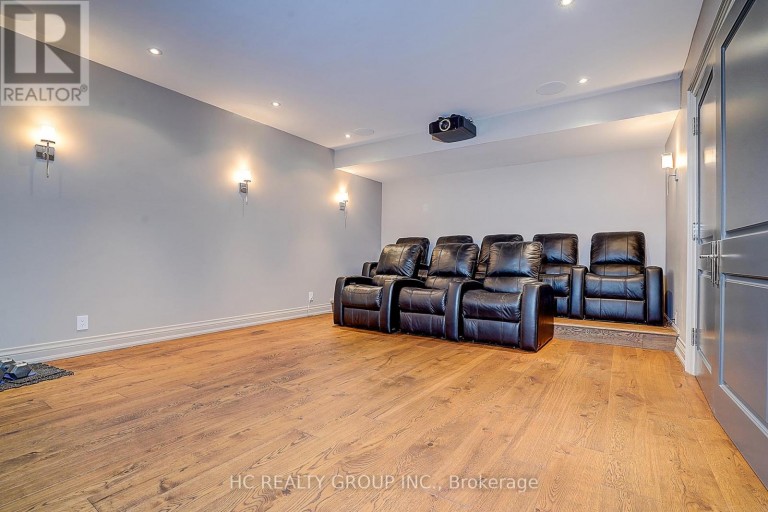 119 STRATHALLAN BOULEVARD, Toronto (Lawrence Park South), Ontario, M5N1S9