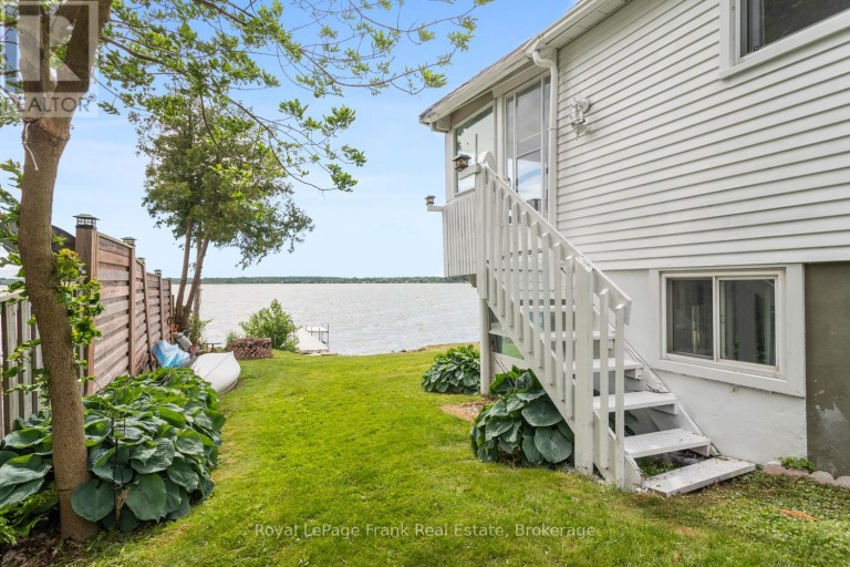 36 WAKEFORD ROAD, Kawartha Lakes (Little Britain), Ontario, K0M2C0