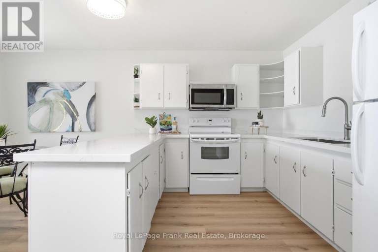 36 WAKEFORD ROAD, Kawartha Lakes (Little Britain), Ontario, K0M2C0