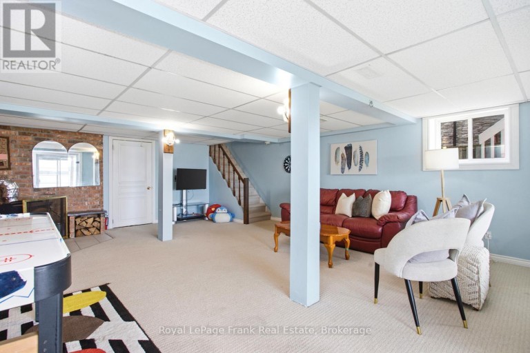 36 WAKEFORD ROAD, Kawartha Lakes (Little Britain), Ontario, K0M2C0