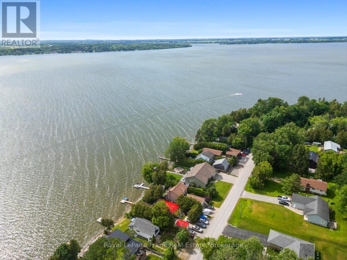36 WAKEFORD ROAD, Kawartha Lakes (Little Britain), Ontario, K0M2C0