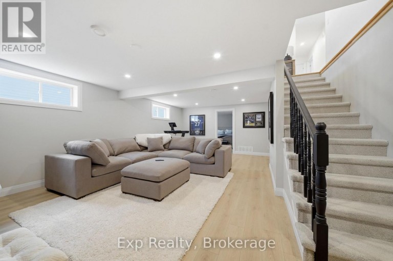 134 FINCH DRIVE, Belleville (Belleville Ward), Ontario, K8P5L4