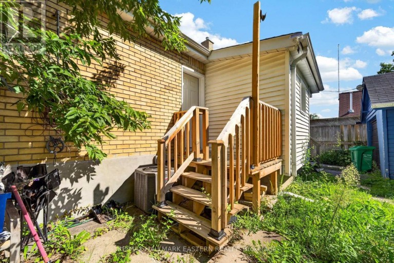 599 DONEGAL STREET, Peterborough (Town Ward 3), Ontario, K9H4M3
